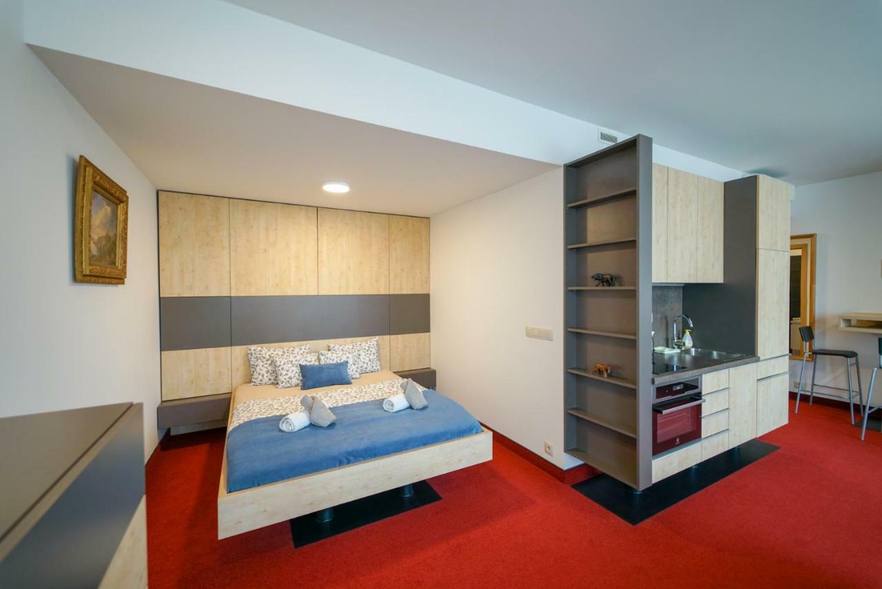 Zora Exclusive Apartment 브라티슬라바 외부 사진