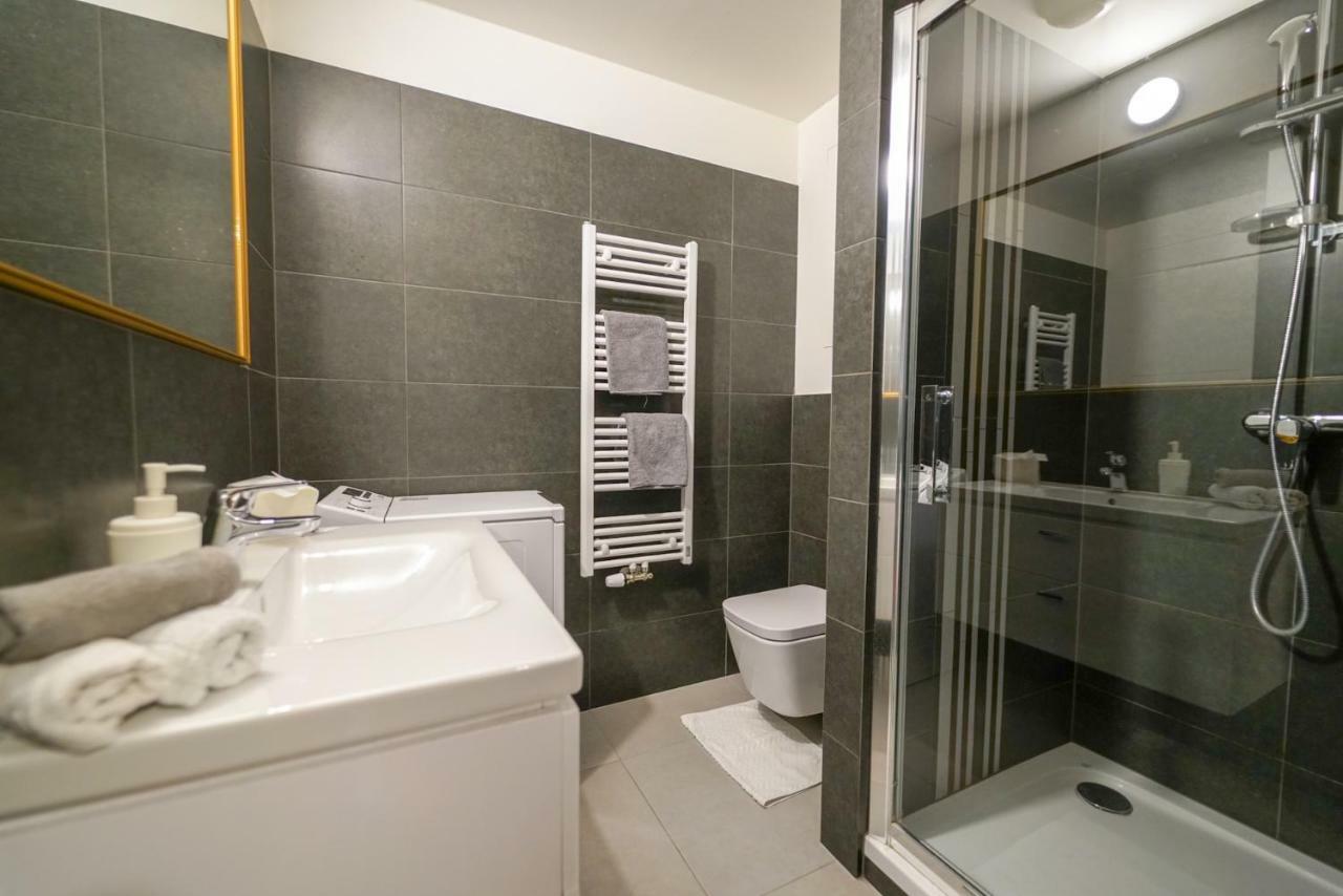 Zora Exclusive Apartment 브라티슬라바 외부 사진