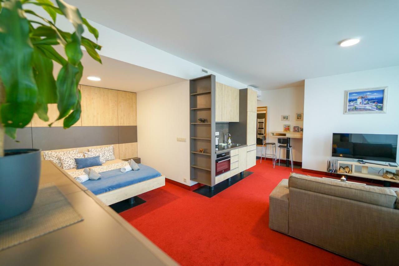 Zora Exclusive Apartment 브라티슬라바 외부 사진